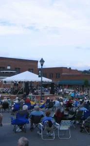 Pickin on the Square
